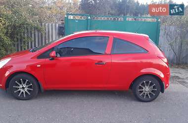Хэтчбек Opel Corsa 2008 в 