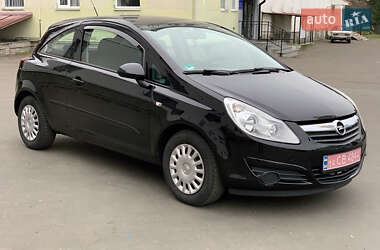 Хэтчбек Opel Corsa 2007 в Буске