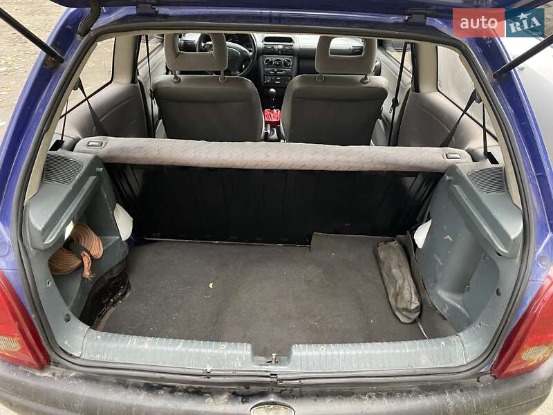 Хэтчбек Opel Corsa 1995 в Верхнеднепровске