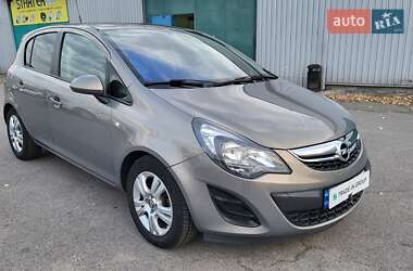 Хэтчбек Opel Corsa 2013 в Киеве