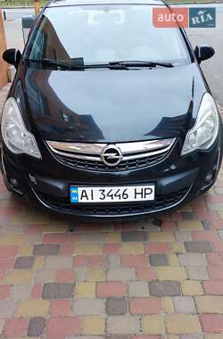 Хетчбек Opel Corsa 2013 в Києві