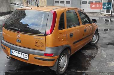 Хэтчбек Opel Corsa 2003 в 