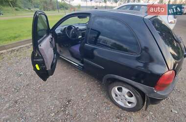 Хетчбек Opel Corsa 1999 в Ірпені