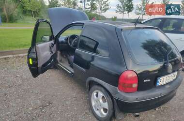 Хетчбек Opel Corsa 1999 в Ірпені