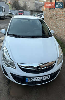 Хэтчбек Opel Corsa 2013 в Червонограде