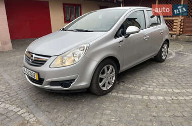 Хетчбек Opel Corsa 2009 в Костопілі