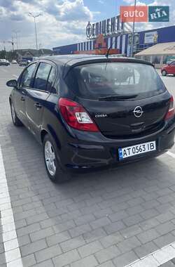 Хетчбек Opel Corsa 2009 в Калуші