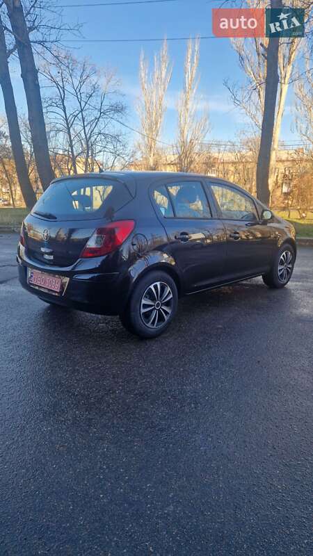 Хэтчбек Opel Corsa 2009 в Николаеве
