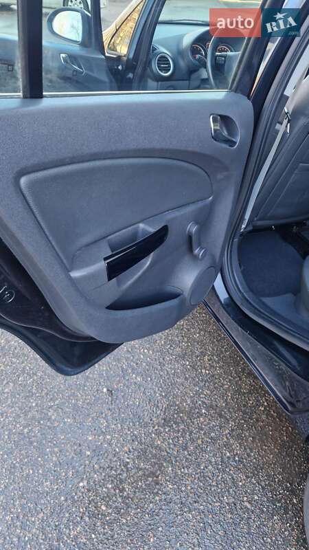 Хэтчбек Opel Corsa 2009 в Николаеве