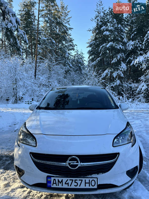 Хэтчбек Opel Corsa 2016 в 