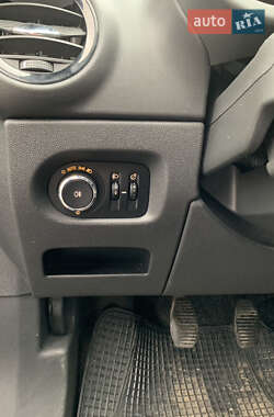 Хэтчбек Opel Corsa 2011 в 