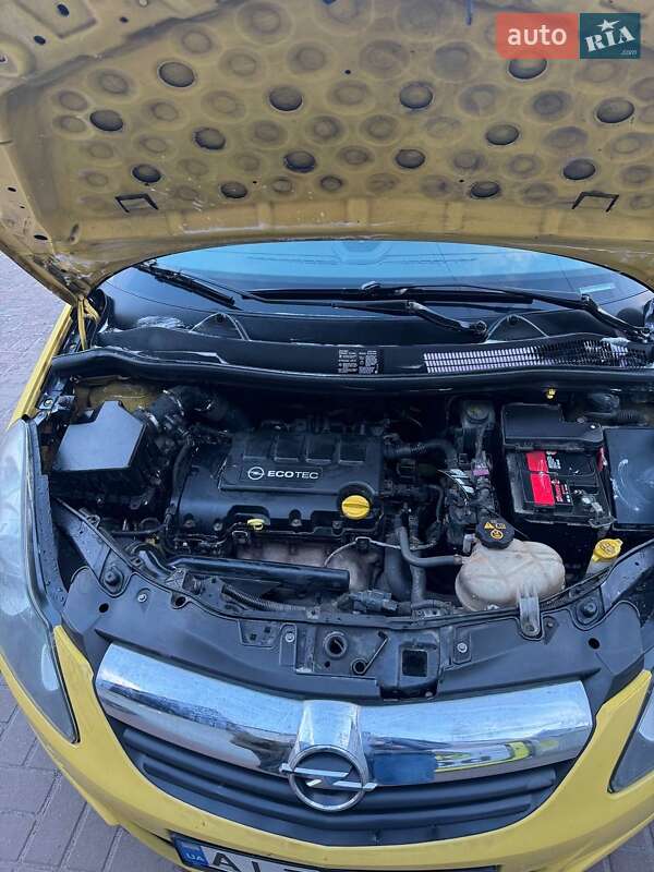 Хетчбек Opel Corsa 2010 в Броварах