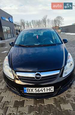 Хетчбек Opel Corsa 2009 в Летичіві