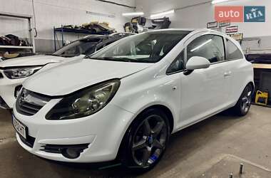 Хетчбек Opel Corsa 2010 в Києві