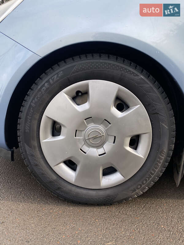 Хэтчбек Opel Corsa 2008 в Лукове фото 10 Хэтчбек Opel Corsa 2008 в Лукове