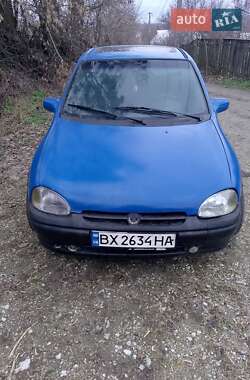 Хэтчбек Opel Corsa 1995 в Обухове