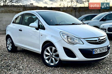 Хэтчбек Opel Corsa 2011 в Стрые