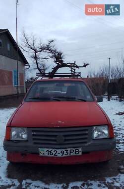 Хетчбек Opel Corsa 1986 в Демидівці