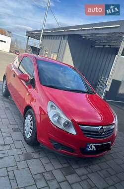 Хэтчбек Opel Corsa 2008 в Калуше