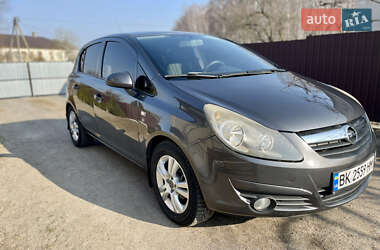 Хетчбек Opel Corsa 2010 в Радивиліві