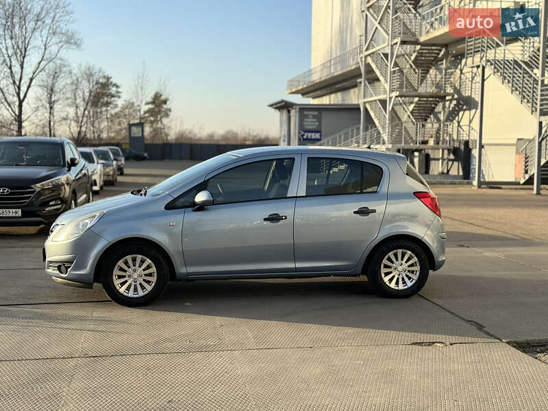 Хэтчбек Opel Corsa 2008 в Одессе