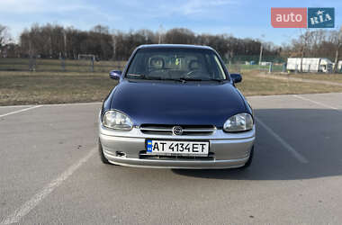 Хетчбек Opel Corsa 1997 в Івано-Франківську