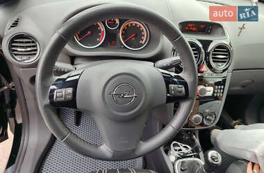 Хэтчбек Opel Corsa 2010 в Киеве