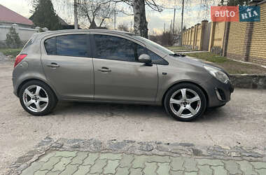 Хэтчбек Opel Corsa 2013 в Днепре