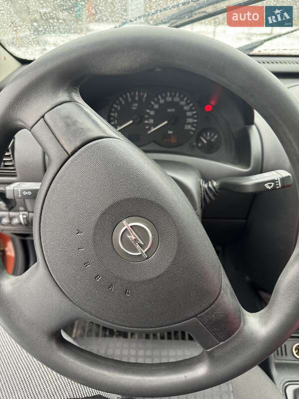 Хэтчбек Opel Corsa 2003 в Броварах фото 19 Хэтчбек Opel Corsa 2003 в Броварах