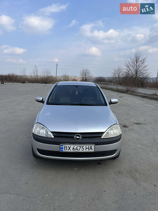 Хэтчбек Opel Corsa 2001 в Хмельницком