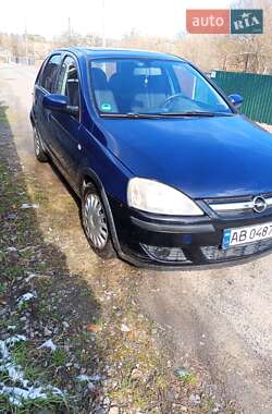 Хетчбек Opel Corsa 2004 в 