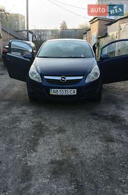 Хетчбек Opel Corsa 2009 в 