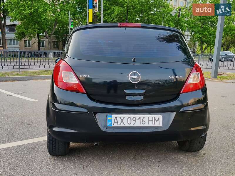 Хэтчбек Opel Corsa 2006 в Харькове