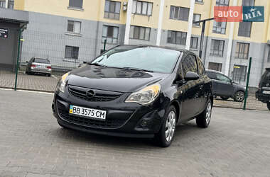 Хетчбек Opel Corsa 2013 в 