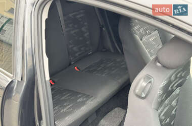 Хетчбек Opel Corsa 2013 в 