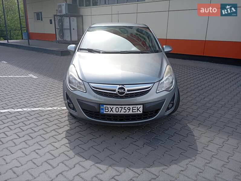 Хэтчбек Opel Corsa 2011 в Хмельницком