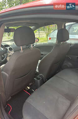 Хэтчбек Opel Corsa 2009 в 