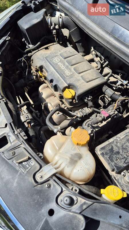 Хэтчбек Opel Corsa 2011 в Луцке фото 28 Хэтчбек Opel Corsa 2011 в Луцке
