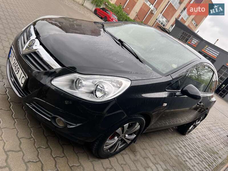 Хетчбек Opel Corsa 2008 в 