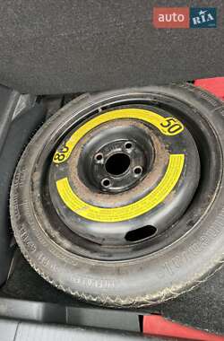Хетчбек Opel Corsa 2008 в 