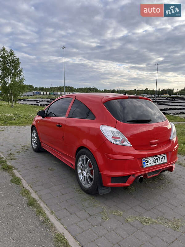 Хэтчбек Opel Corsa 2009 в Львове