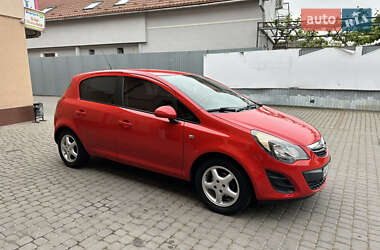Хэтчбек Opel Corsa 2014 в Ужгороде