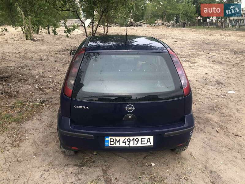 Хэтчбек Opel Corsa 2003 в Киеве