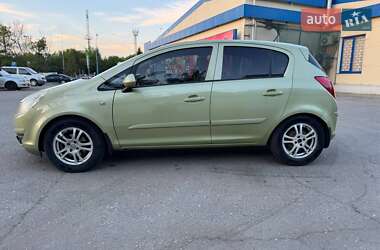 Хетчбек Opel Corsa 2007 в Сумах