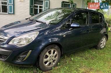 Хетчбек Opel Corsa 2013 в 