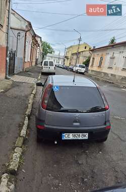 Хетчбек Opel Corsa 2003 в 