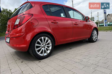 Хэтчбек Opel Corsa 2008 в 