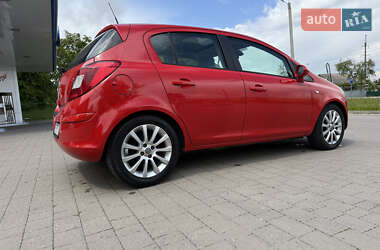 Хэтчбек Opel Corsa 2008 в 