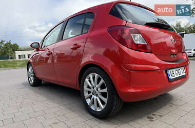Хэтчбек Opel Corsa 2008 в 