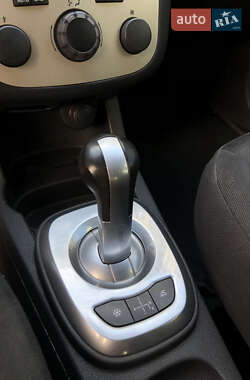 Хетчбек Opel Corsa 2007 в 